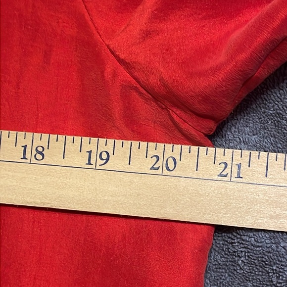 Eileen Fisher 100% silk Caftan Top. Lovely bright orange, red color. Size SP - Picture 8 of 16